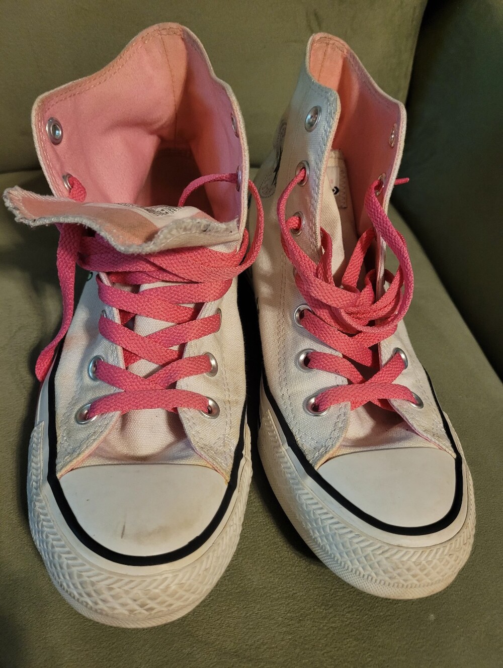 Converse All Star Hello Kitty Sneakers - Picture 8 of 13
